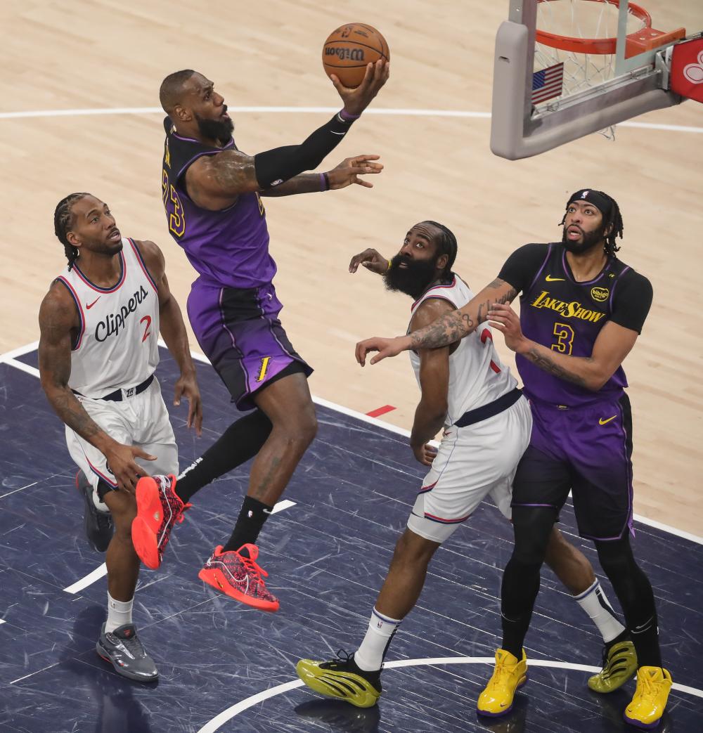 更因为他创 更因为他创